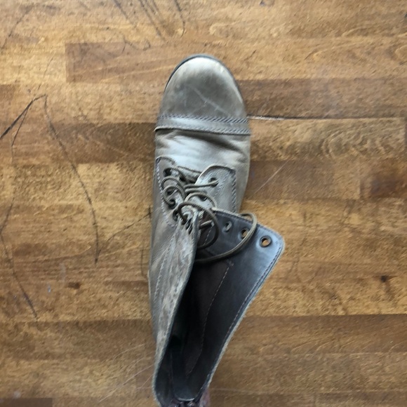 Steve Madden combat boot - Picture 2 of 4